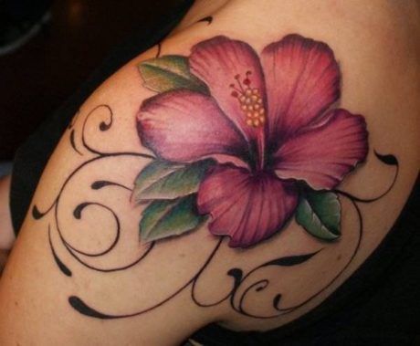tatuagens-femininas-com-flores-no-ombro